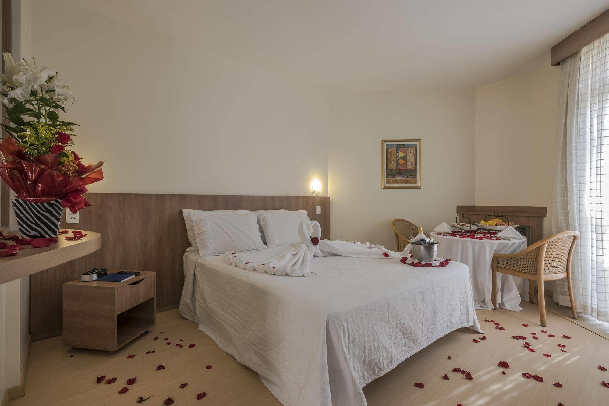 Actuall Hotel Contagem Exterior foto